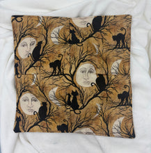Load image into Gallery viewer, Moon shadow Boho Plate Cozie