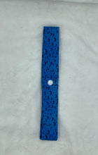 Load image into Gallery viewer, Water Drop Collar Cooler with snap closure