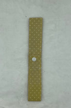 Load image into Gallery viewer, Beige Dot Cooler Collar