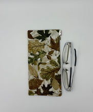 Load image into Gallery viewer, Leaves Boho Glasses Case