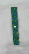 Load image into Gallery viewer, Blue Pot Leaf Collar Cooler with Snap Closure